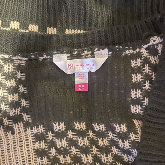 Cropped Cardigan - Picture 3 of 3